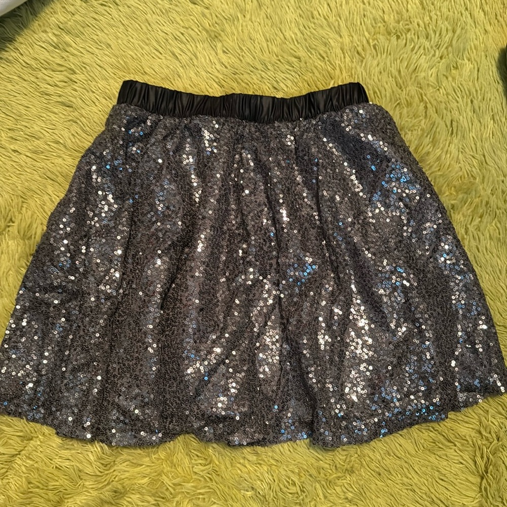 CECICO Sequin Mini Skirt Metal Silver Party Cocktail Evening Sz M